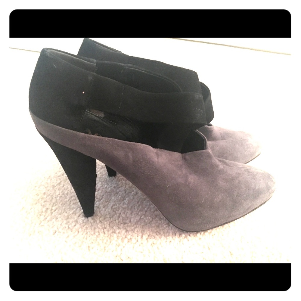 PRADA black and gray suede bootie, size 39